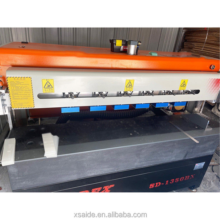 1350mm Longueur de travail Machine de polissage de diamants acryliques avec courroie d'alimentation Machine de polissage de bordure acrylique