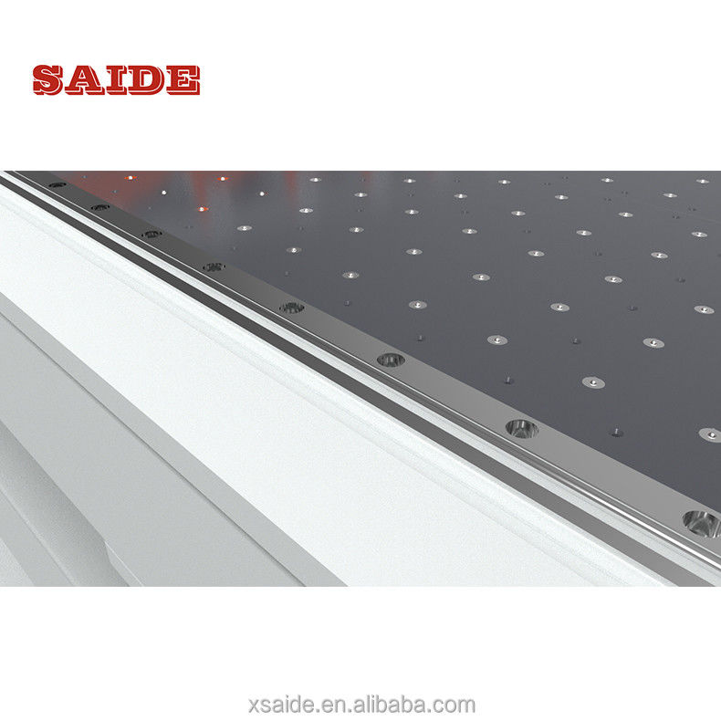 Scies à découper transversales CNC automatiques GX-2600 pour panneaux moyens-épais, scies de découpe électroniques pour acrylique et panneaux de guidage de la lumière
