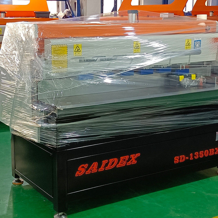 Machine de polissage d'acrylique Saide 1350 Machines de polissage de bords pour l'acrylique 0-60 degrés