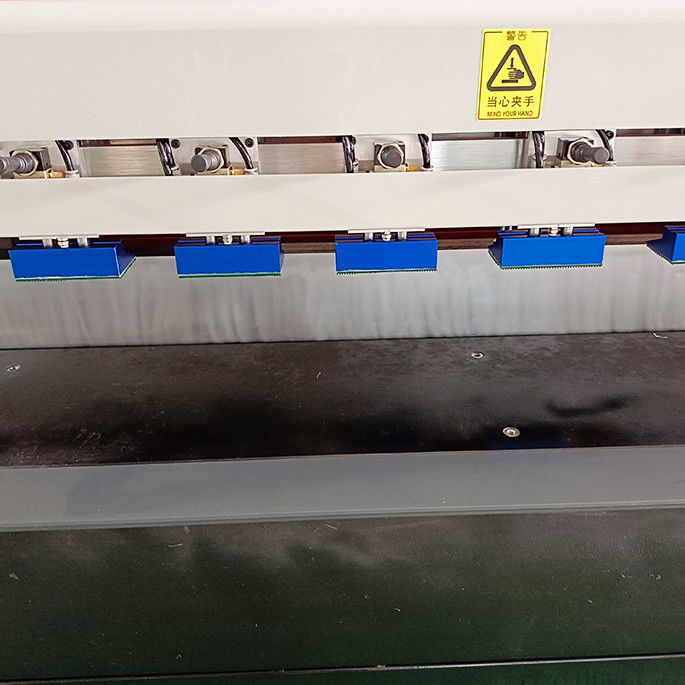 1350 mm de longueur de travail Machine de polissage de diamants acryliques avec alimentation de ceinture Machine de polissage de buse de buse acrylique