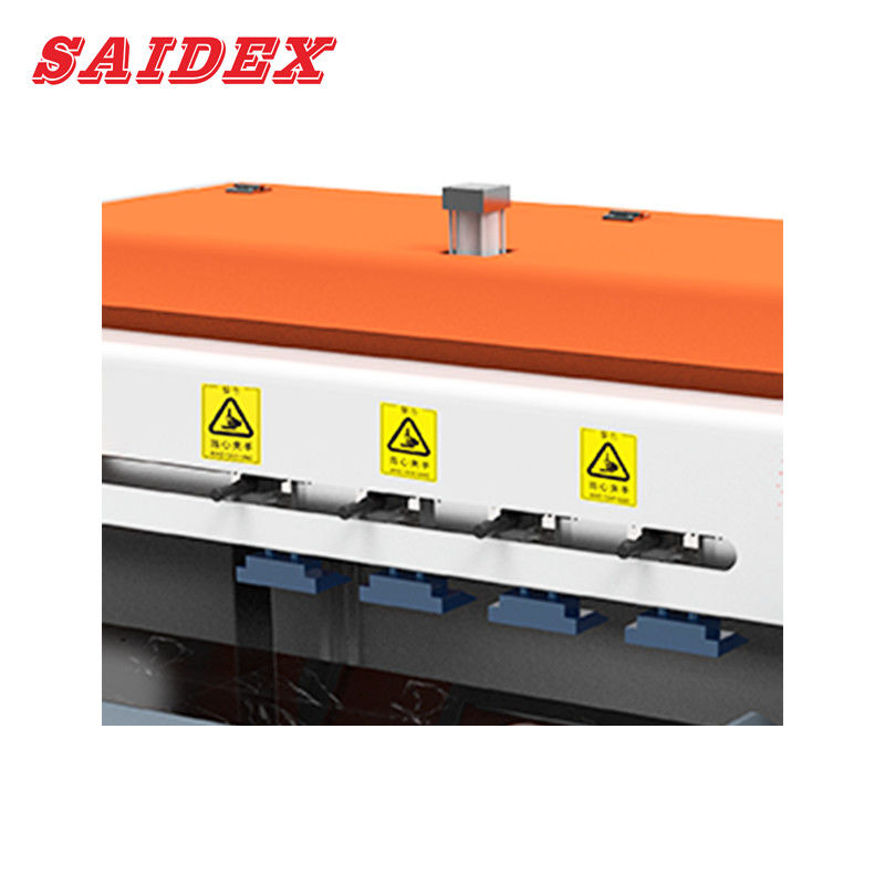La machine de polissage acrylique haute vitesse de 3500W pour une finition de haute qualité peut traiter 1,3 mètre de plexiglas