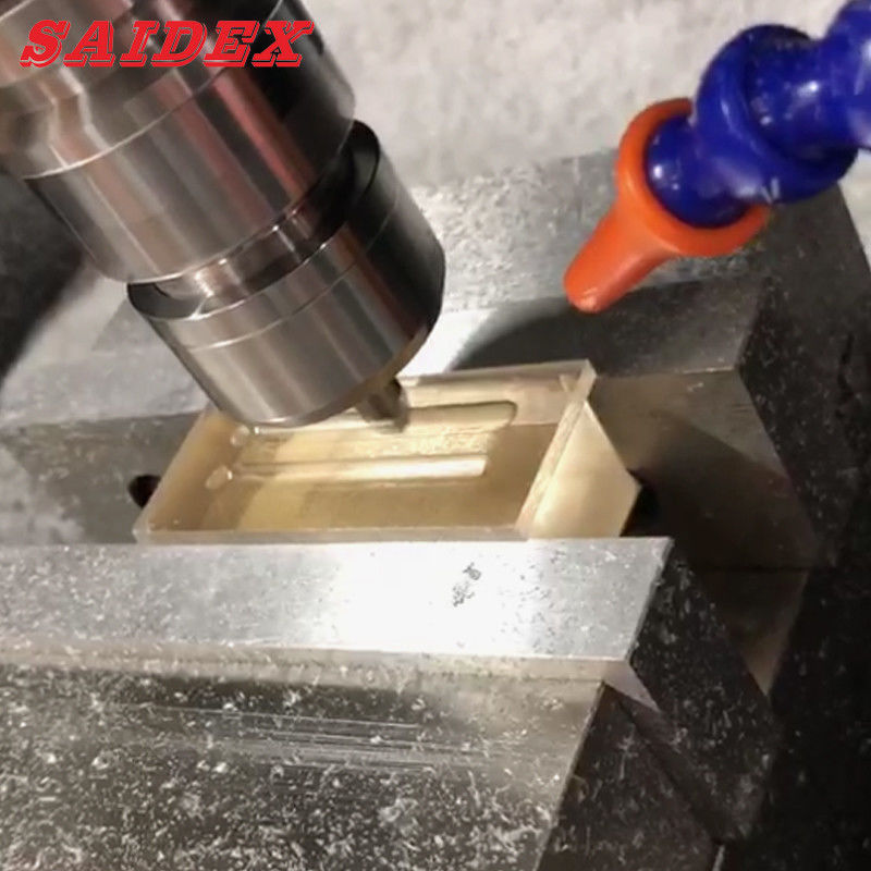 Machine de polissage de diamants acryliques de forme spéciale SD650 Machine de gravure à grande vitesse CNC Pièces de matériel pour rainures à trou intérieur