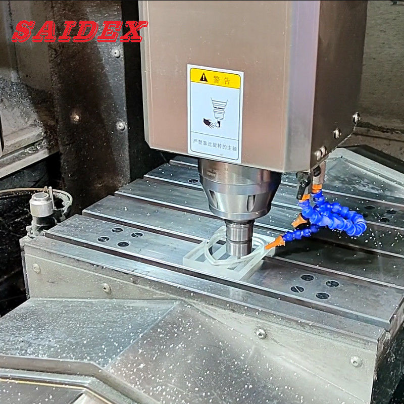 Machine de polissage de diamants acryliques de forme spéciale SD650 Machine de gravure à grande vitesse CNC Pièces de matériel pour rainures à trou intérieur