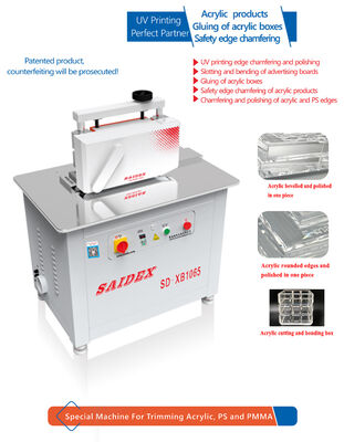 La machine de découpage acrylique 30 degrés, 45 degrés 60 degrés polissage en même temps